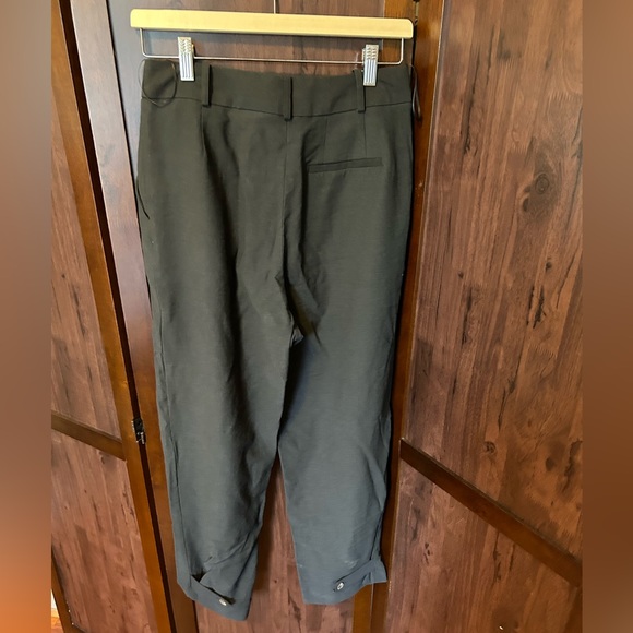 Top shop cropped dress pants with button details - Picture 2 of 3